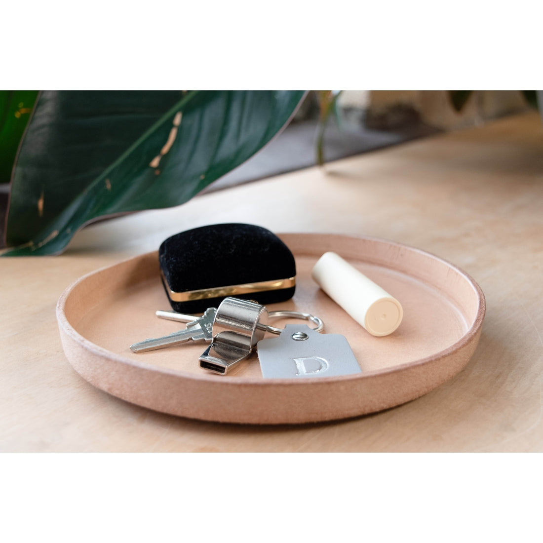 Molded Valet Tray - Full Grain Leather
