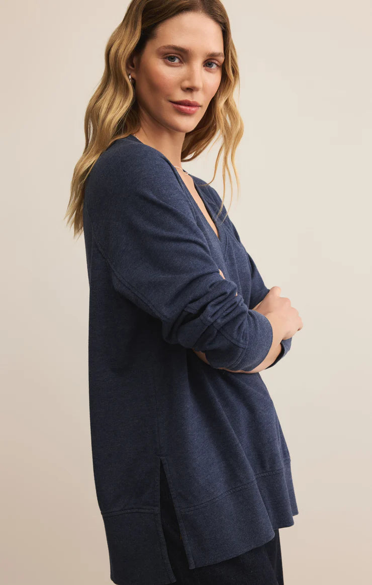 Modern V-Neck Weekender - Sapphire