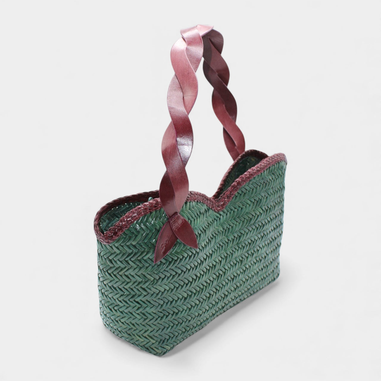 Léafa - Handwoven Leather Shoulder Bag | Burgundy & Green