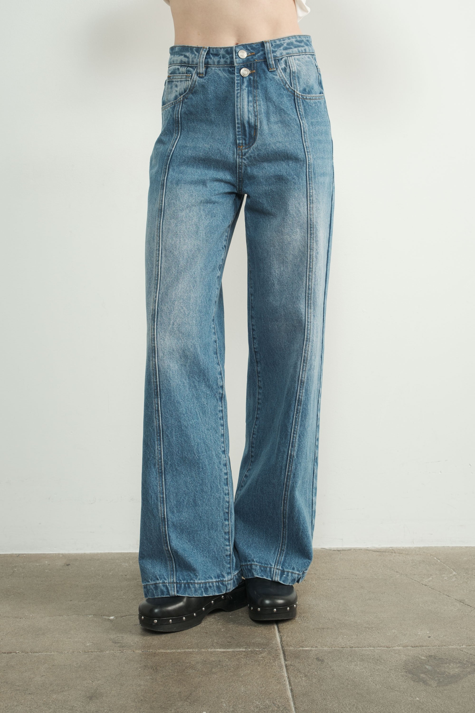 High waisted side seam detail denim