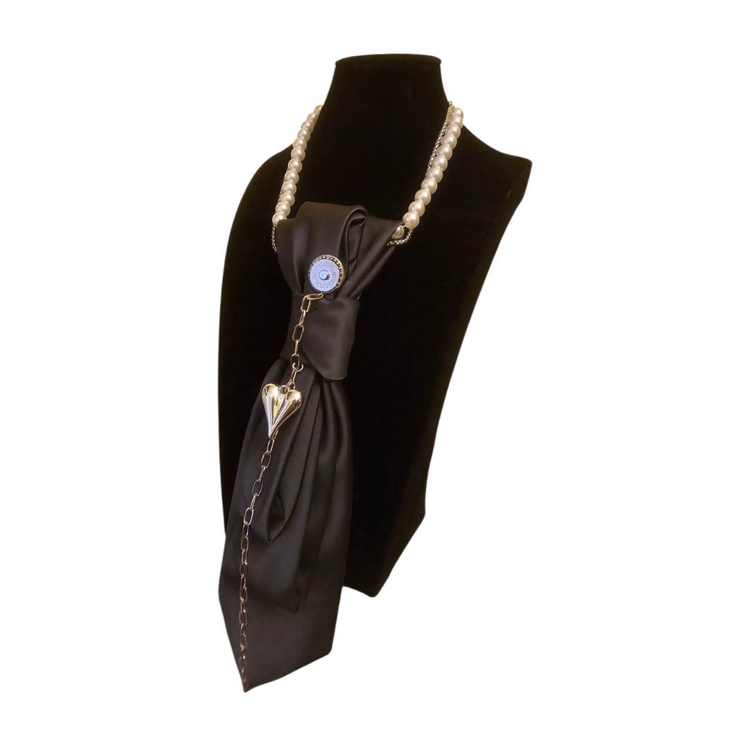 Midnight Heart 4-in-1 Jeweled Tie