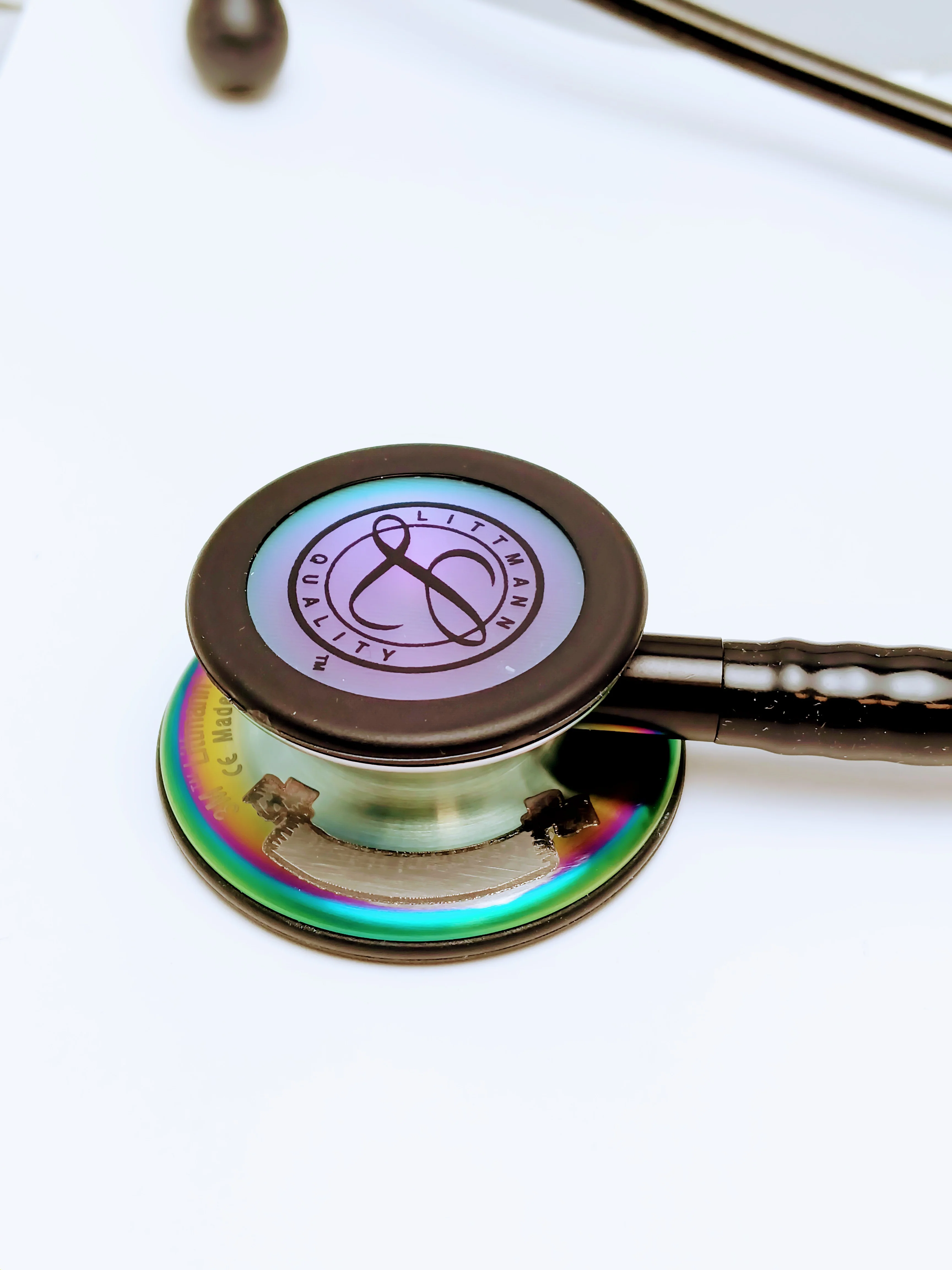 2025 Littmann Classic III monitoreringsstetoskop: Helsort 5803 - Ekstra gravering