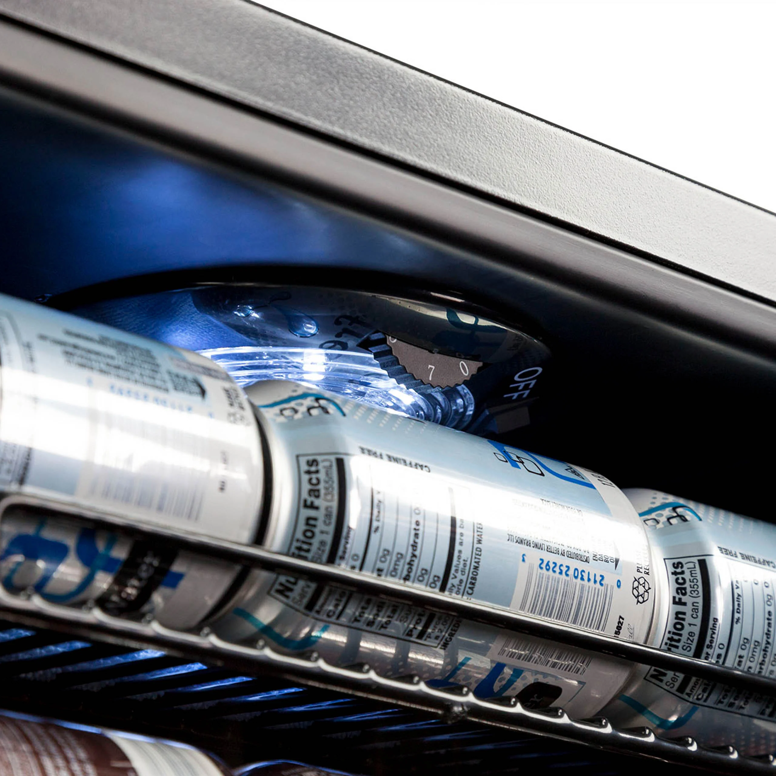 2025 Newair® Fritstående Drikkevarekøleskab Sort - 126 Dåser - 18,8